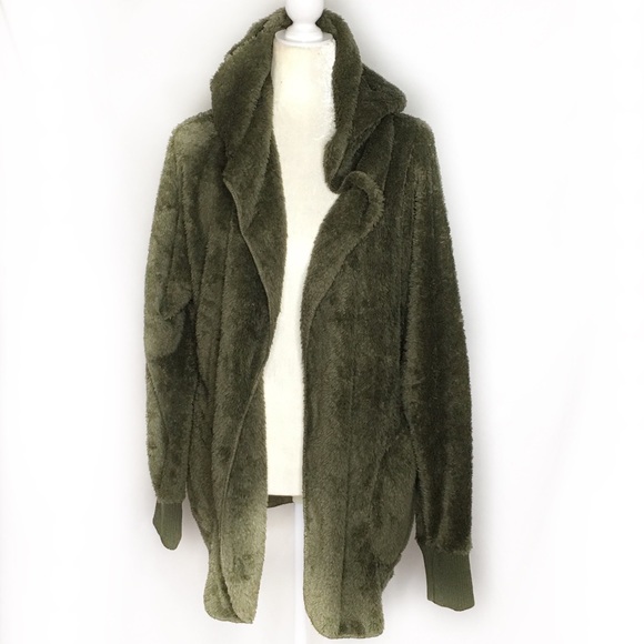 1 Left! *NIB* Olive Green Sherpa Jacket - Picture 5 of 5